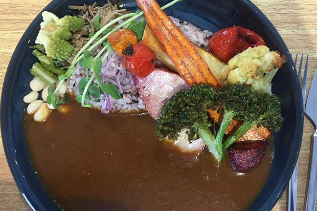 さいたま市のおすすめカフェレストラン《ヨロ研カフェ》